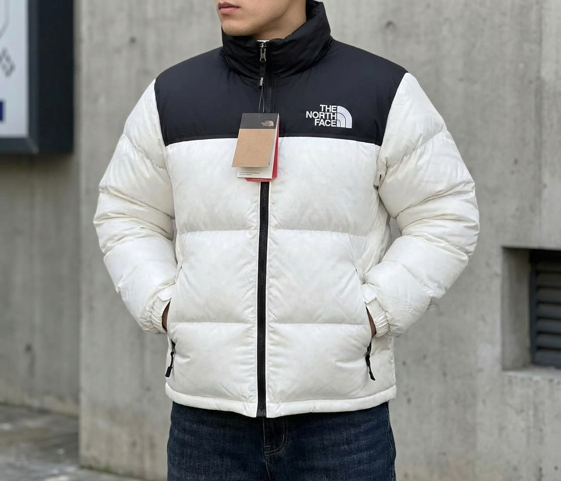The North Face Printed Unisex Puffer Jacket.