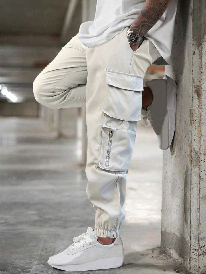 Men Flap Zip Pocket Cargo Pant / Trouser.