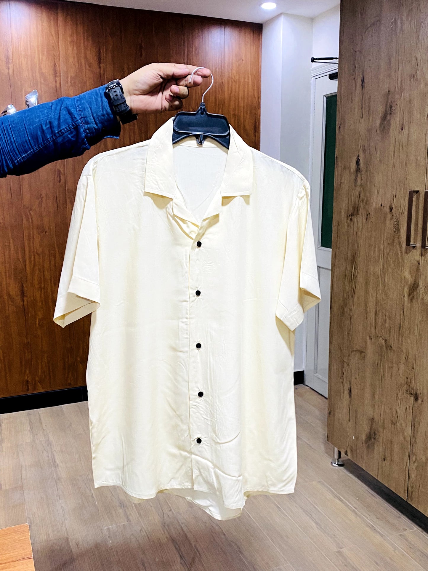 Men's Casual Solid Of-White Color Shirt.