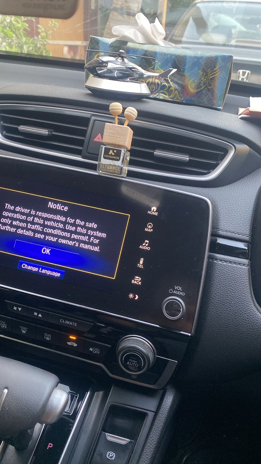 Elegance Car Scent Diffuser (8ML)